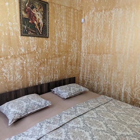 Mano'S Guest House 科布列季 外观 照片