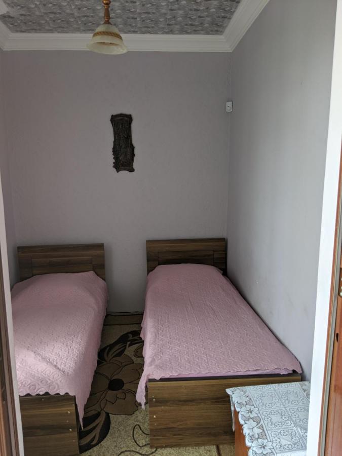 Mano'S Guest House 科布列季 外观 照片