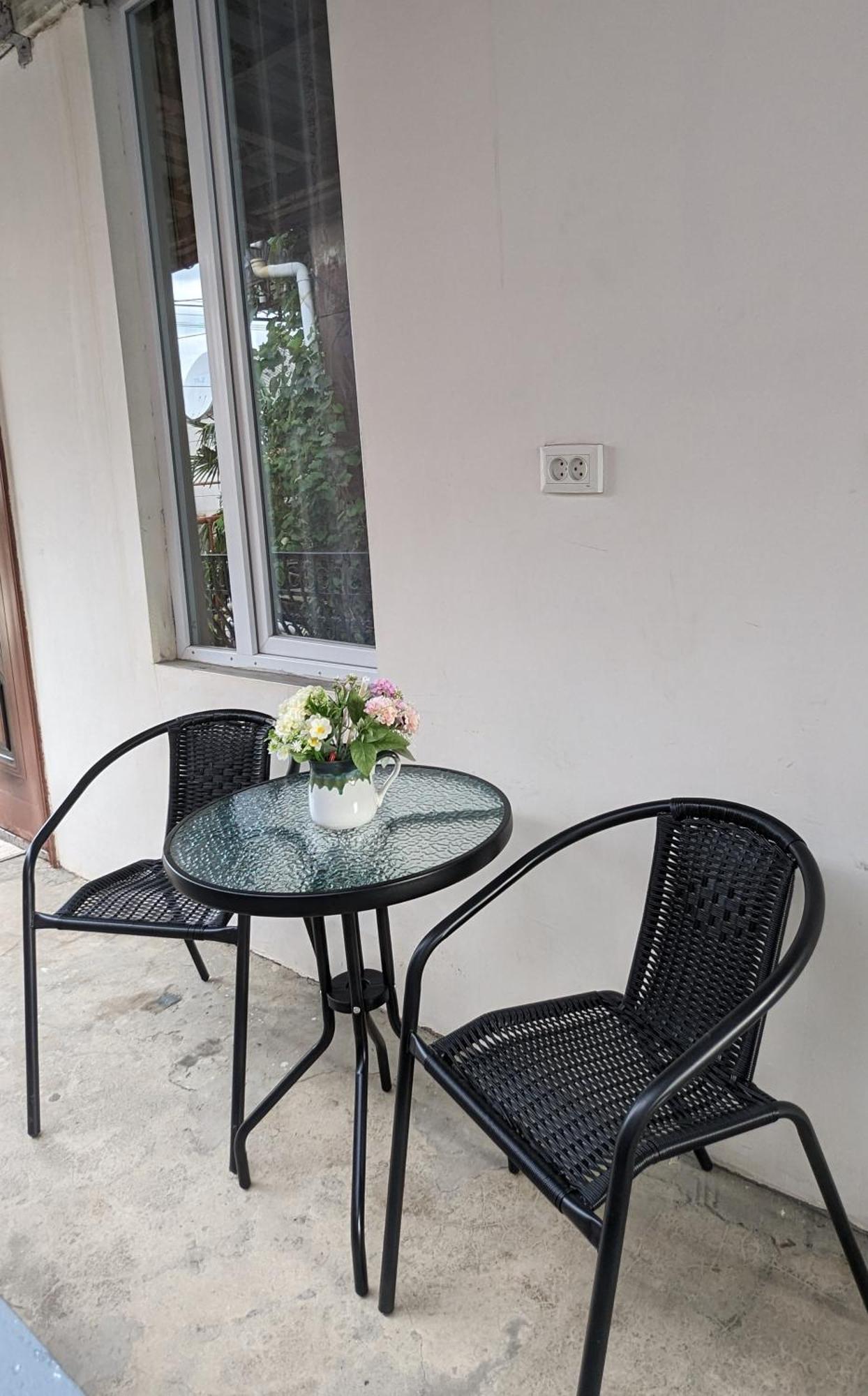 Mano'S Guest House 科布列季 外观 照片