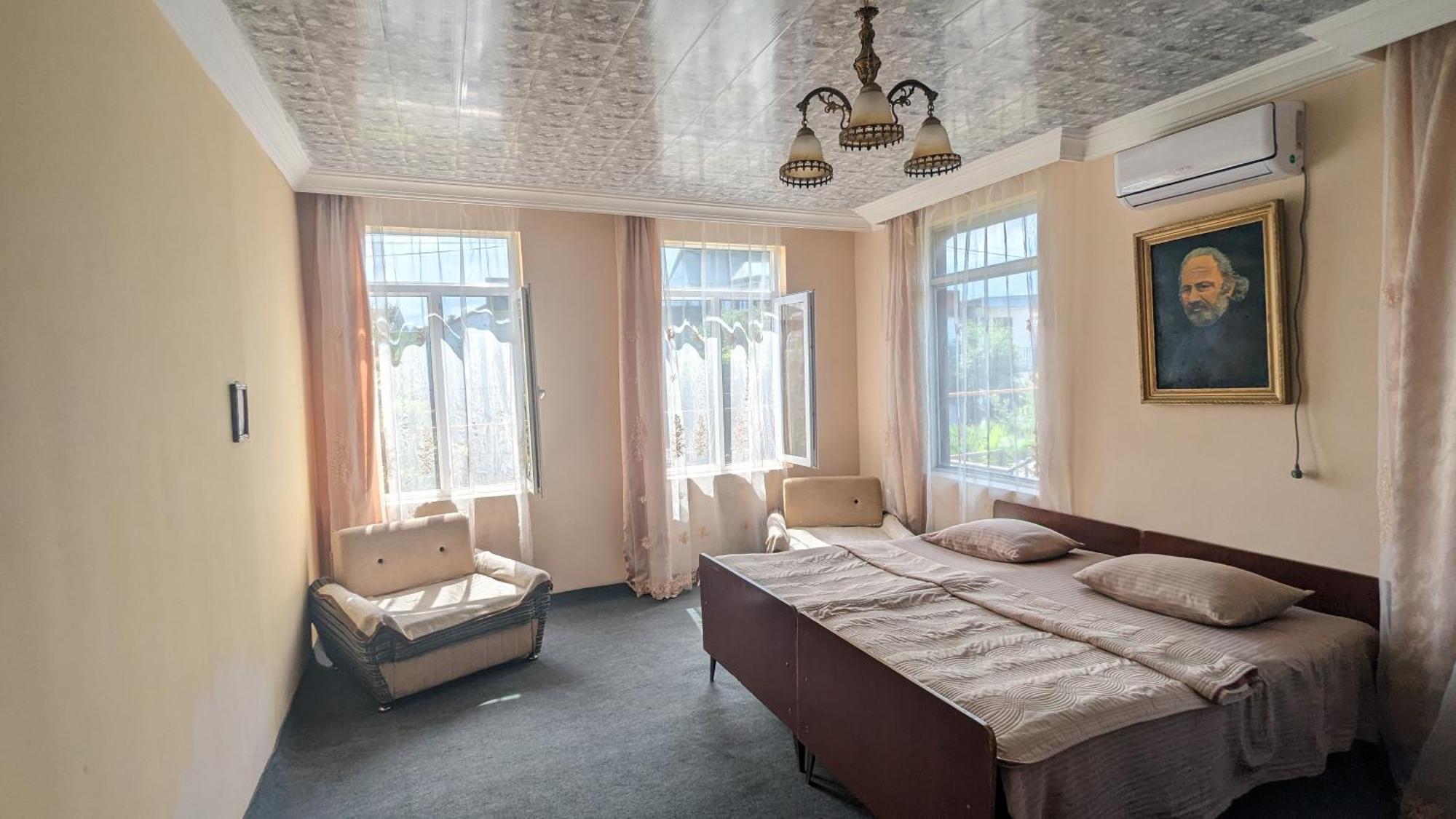 Mano'S Guest House 科布列季 外观 照片
