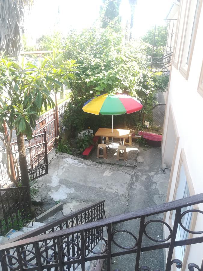 Mano'S Guest House 科布列季 外观 照片